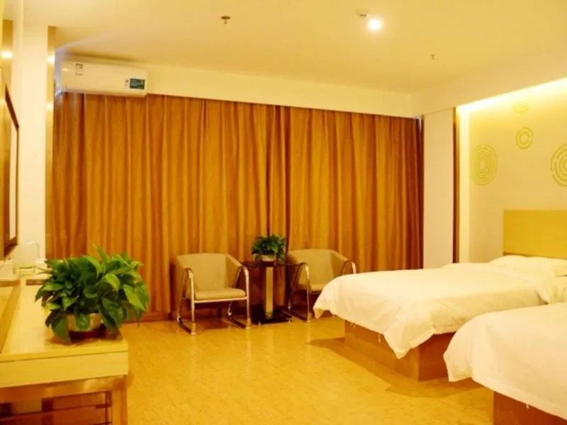 GreenTree Inn Taiyuan Wanbailin District West Bua Station Express Hotel