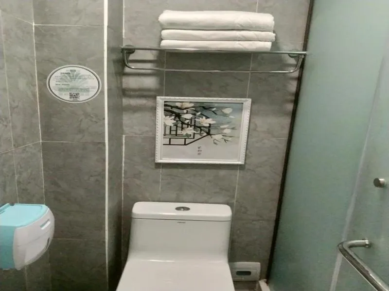 GreenTree Alliance Xinyang Pingqiao District Nanjing Road Dongyang Hotel