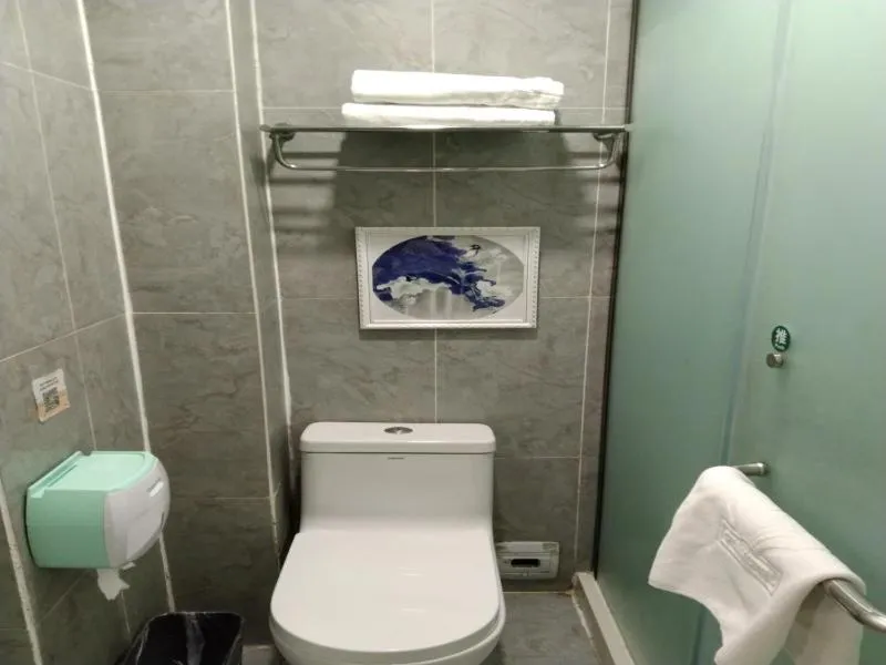 GreenTree Alliance Xinyang Pingqiao District Nanjing Road Dongyang Hotel