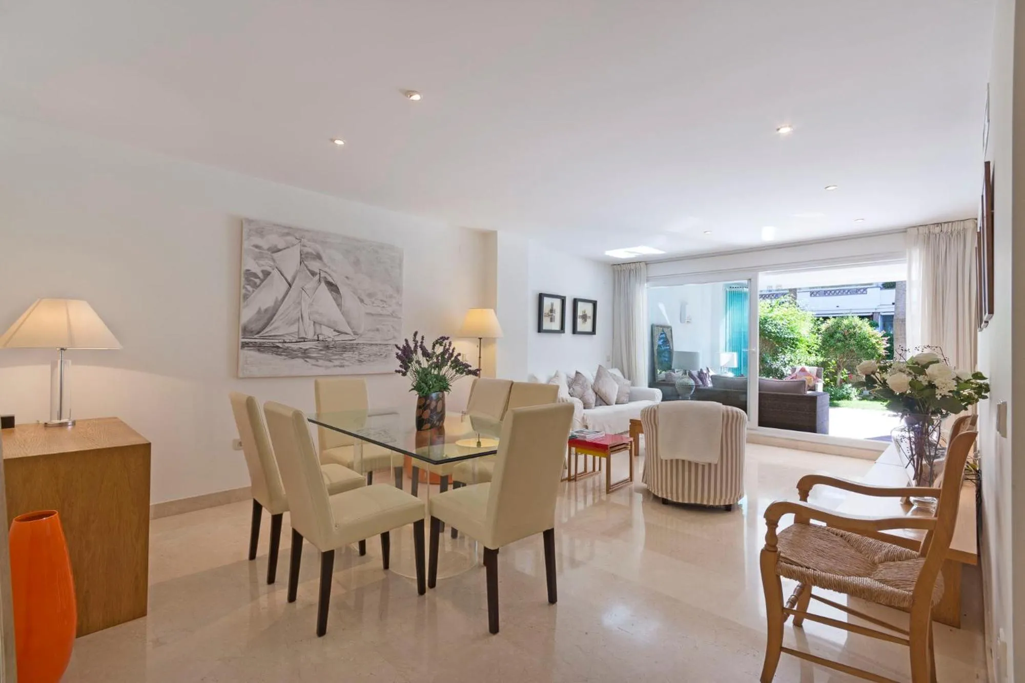 Las Canas beach, ground floor first line beach, Marbella golden mile