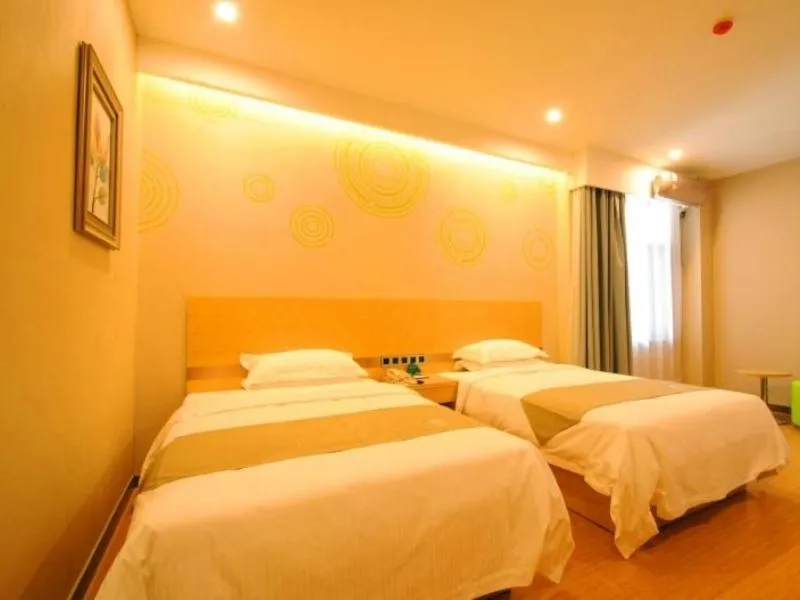 Bed in GreenTree Inn Langfang Bazhou City Tangeerli Town Spa Business Hotel