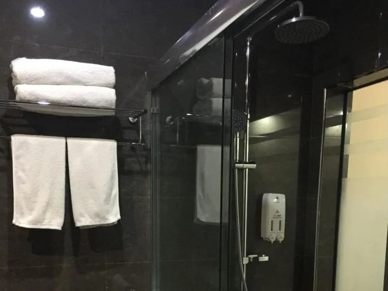 GreenTree Alliance Bengbu Railway Station Hotel