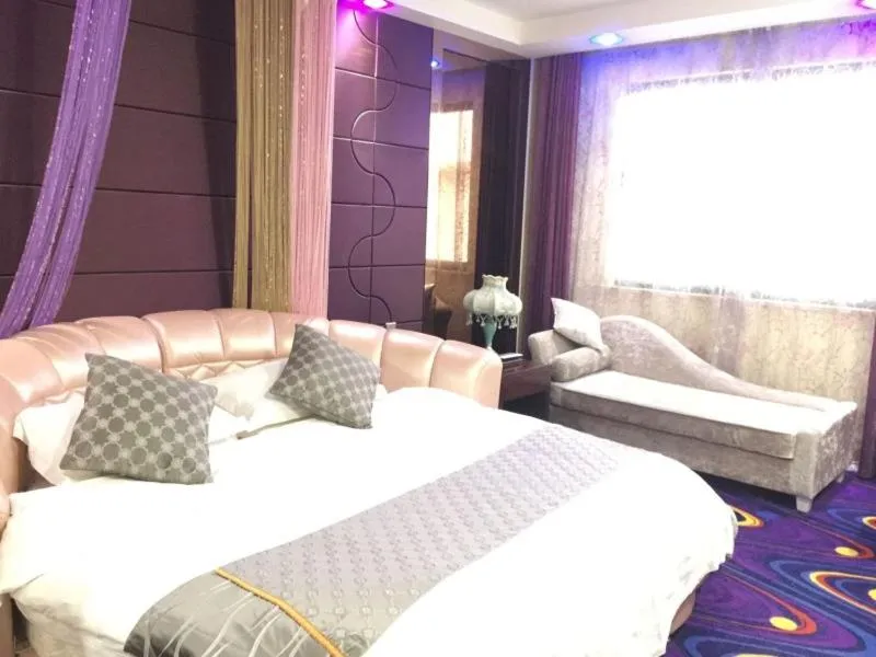 Bed in GreenTree Alliance Bengbu Railway Station Hotel