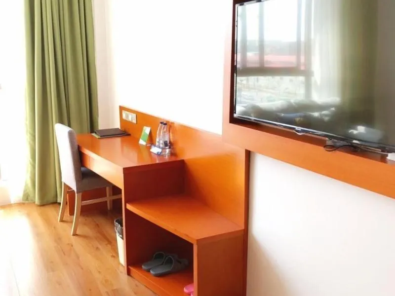 Vatica Fuyang Linquan County Tenghui International City Hotel