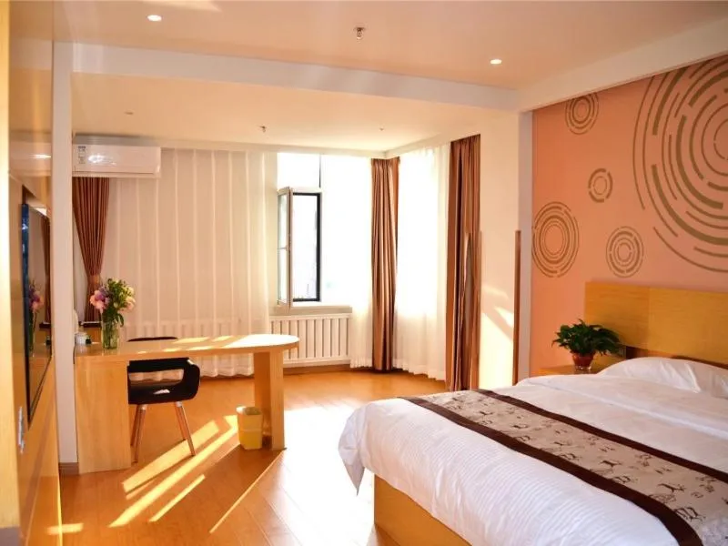 Bed in GreenTree Inn Shenyang Shengjing Hospital Shenyang Liaol Road Business Hotel