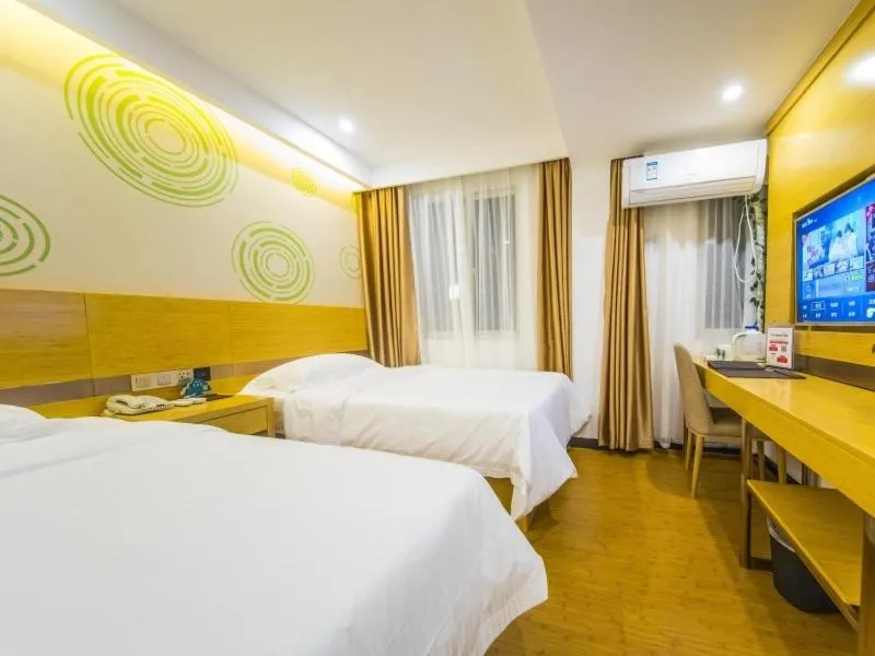 GreenTree Inn Chuzhou Langya Mountain Scenic Area Xijian Road Business Hotel