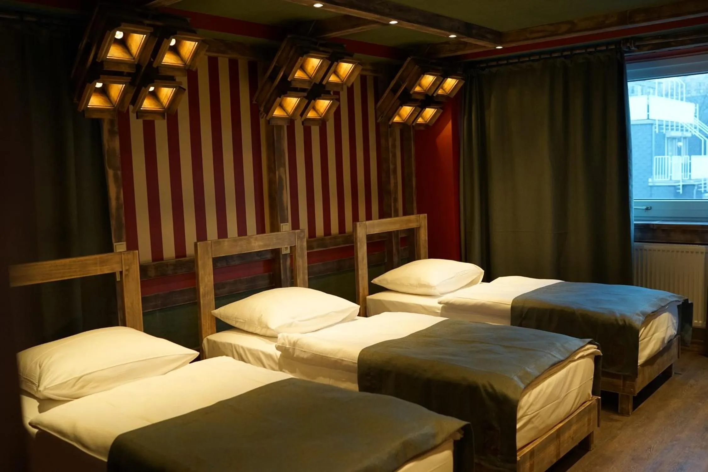 Bedroom, Bed in Aparthotel MyCologne