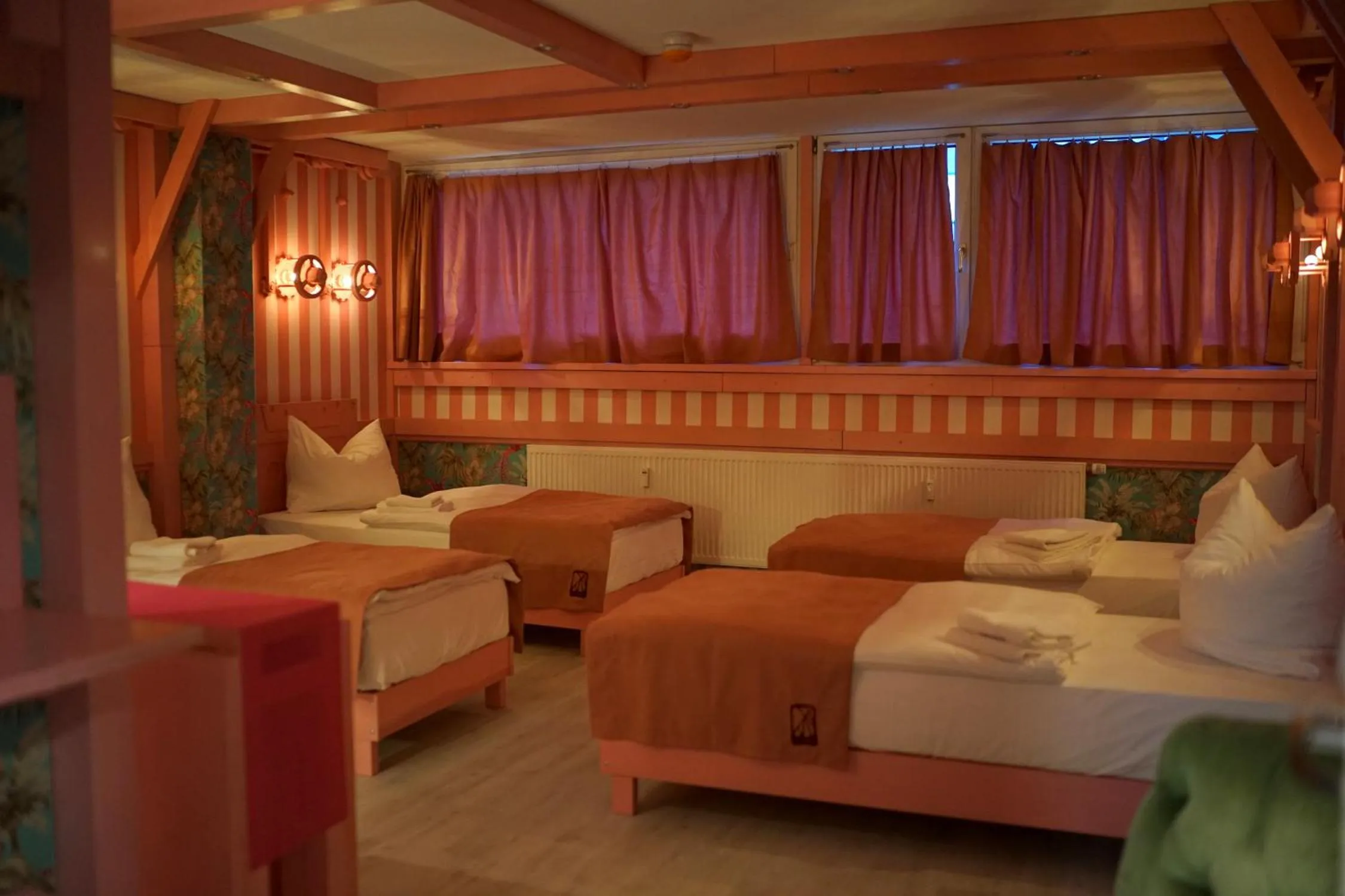 Bedroom, Bed in Aparthotel MyCologne