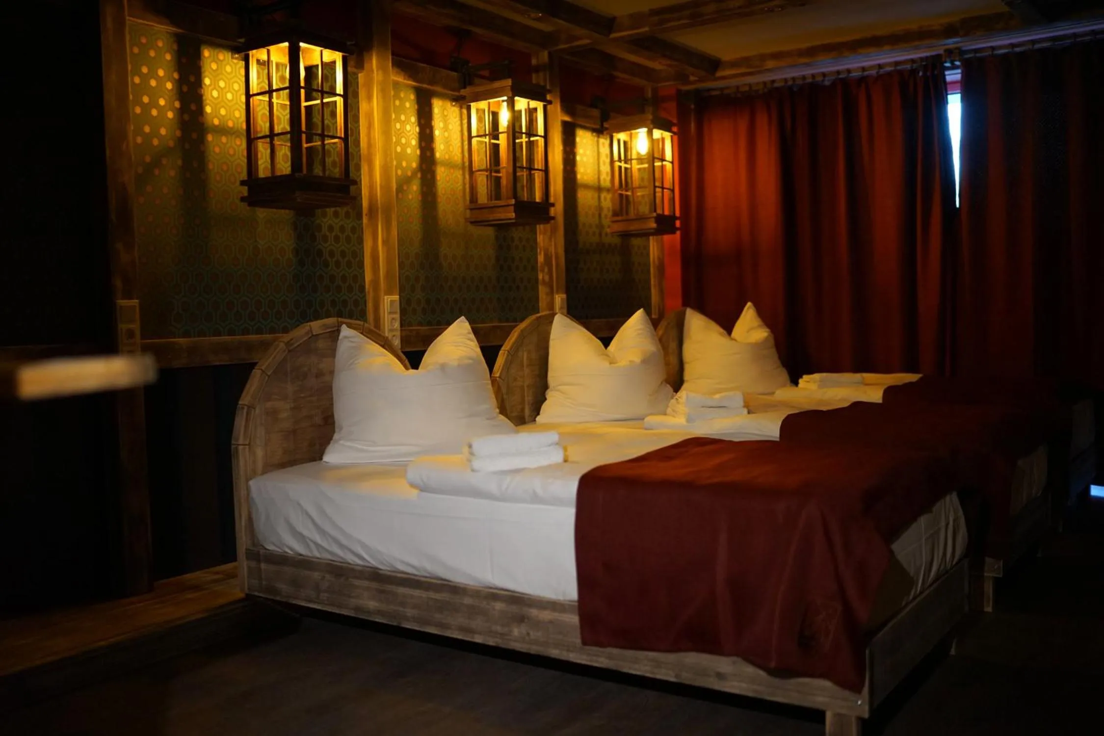 Bedroom, Bed in Aparthotel MyCologne