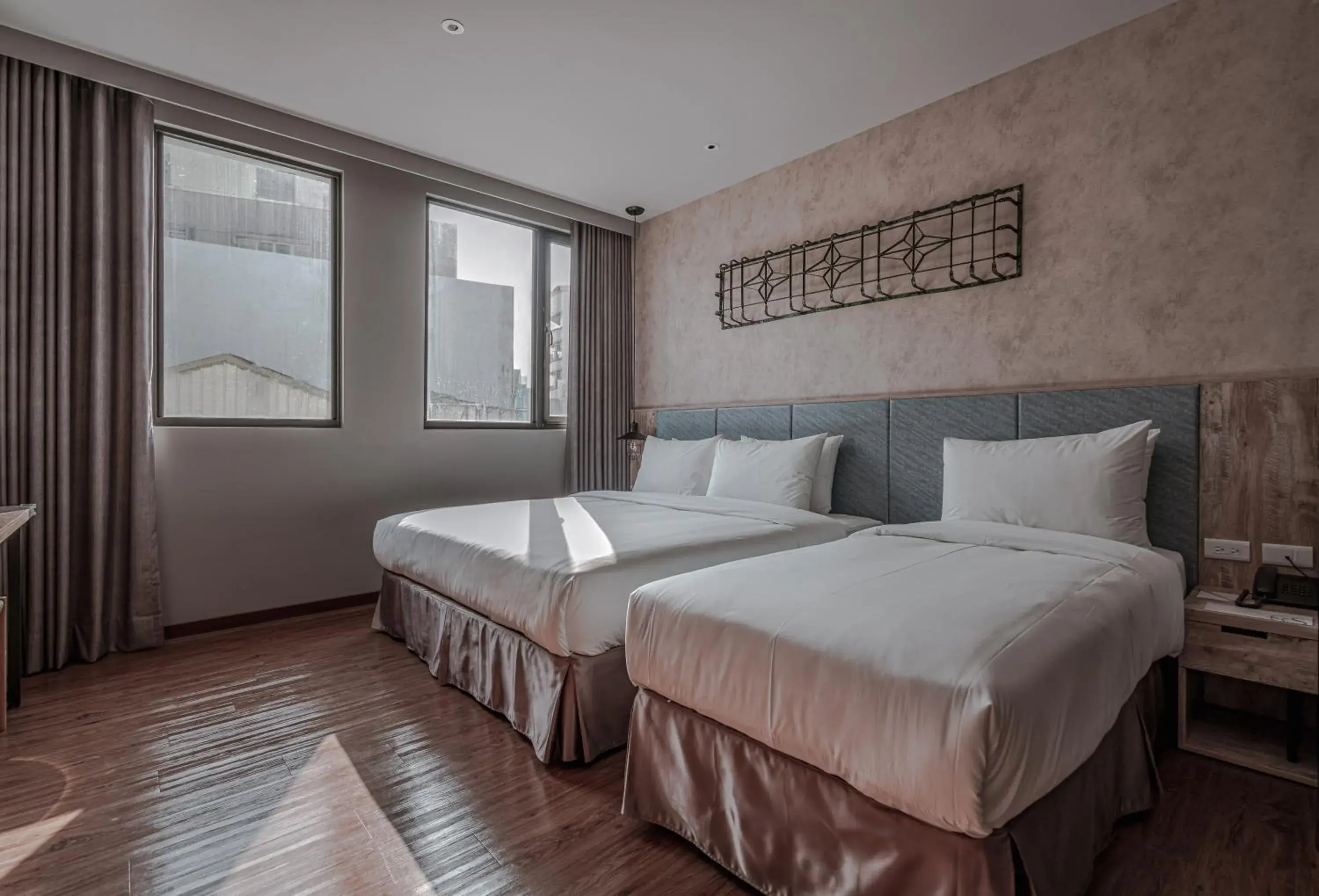 Photo of the whole room, Bed in Somer Chew Hotel Photo of the whole room, Bed in Somer Chew Hotel