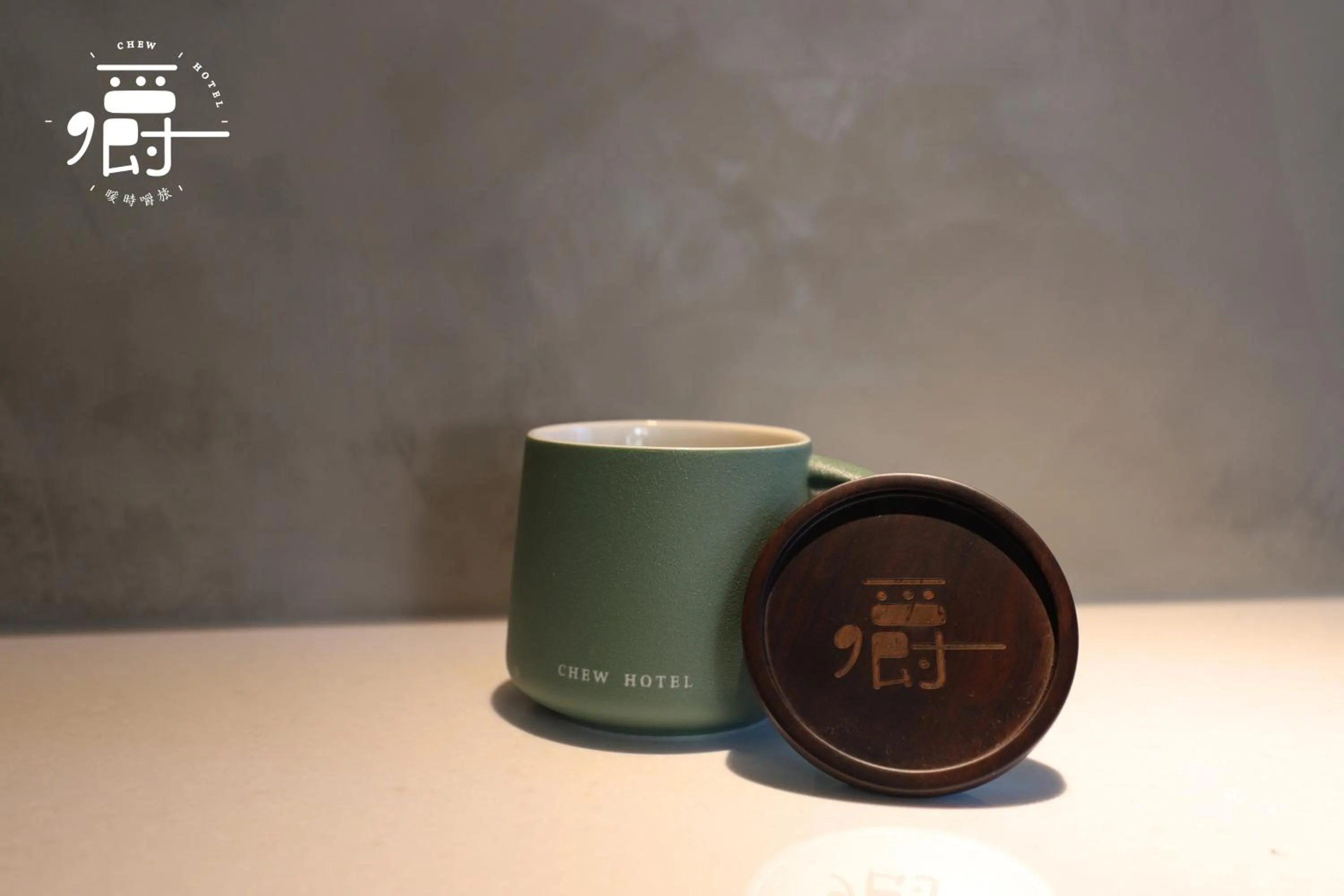 Coffee/tea facilities in Somer Chew Hotel