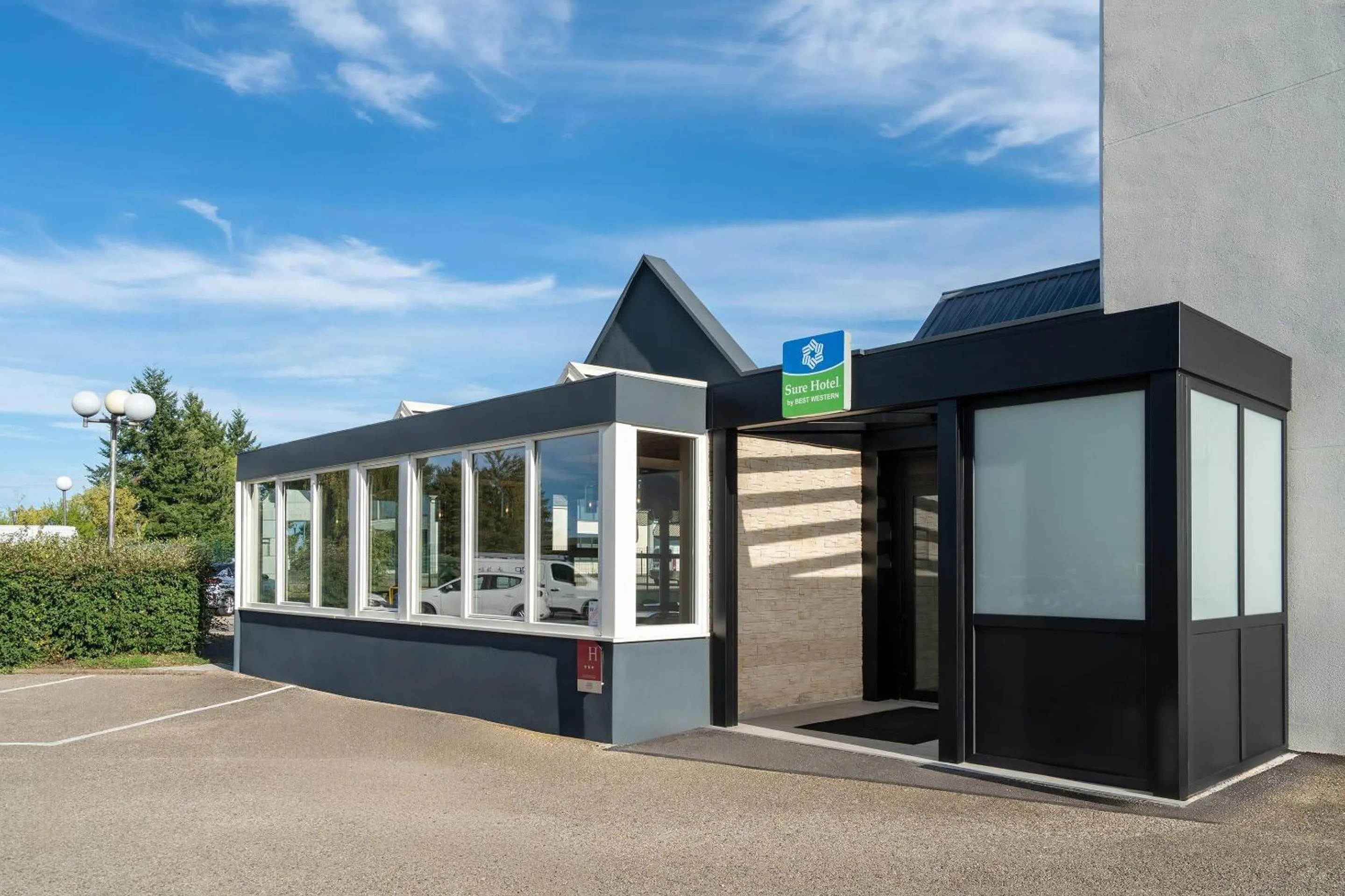 Pool view in Sure Hotel by Best Western Dole