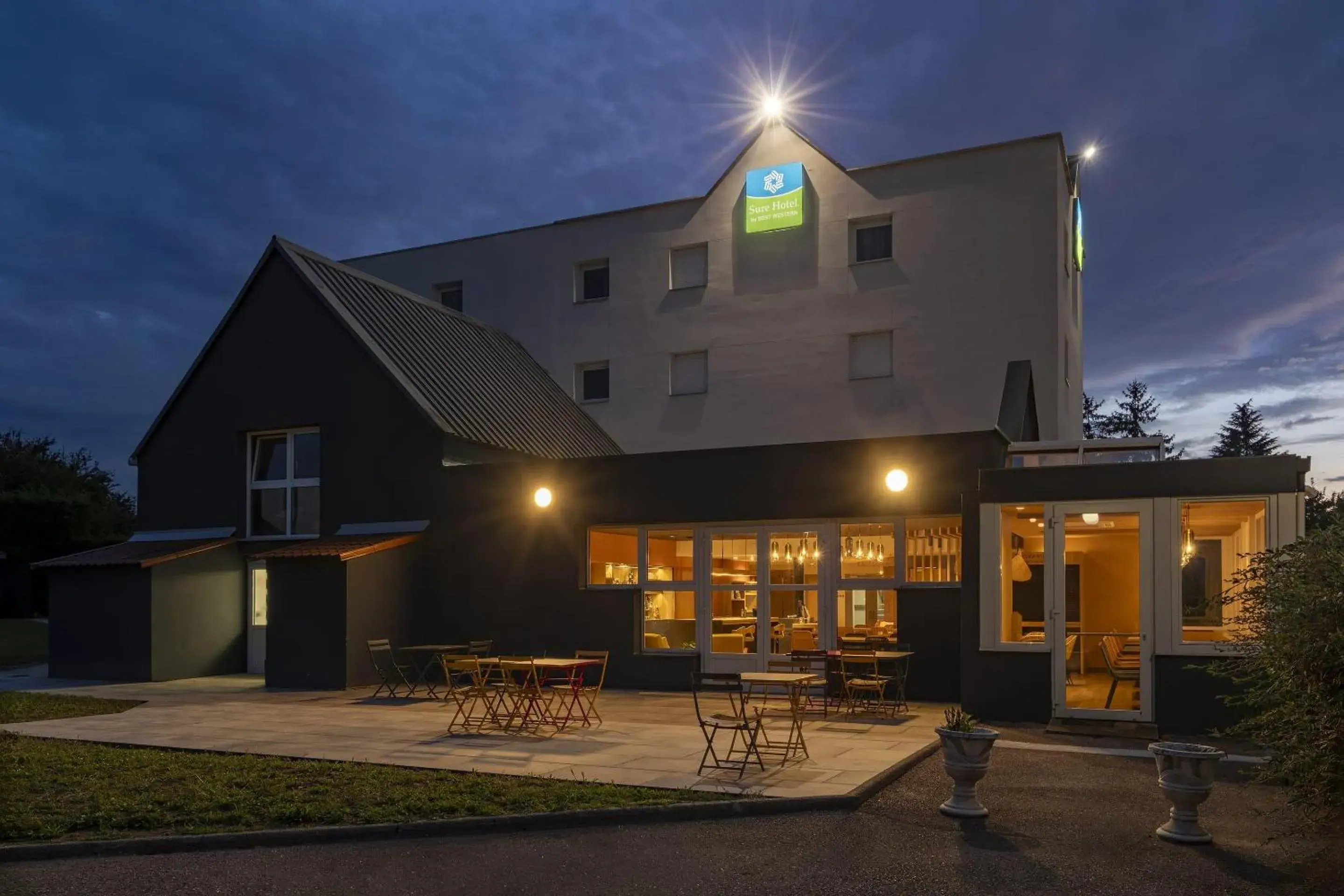 Property building in Sure Hotel by Best Western Dole Property building in Sure Hotel by Best Western Dole