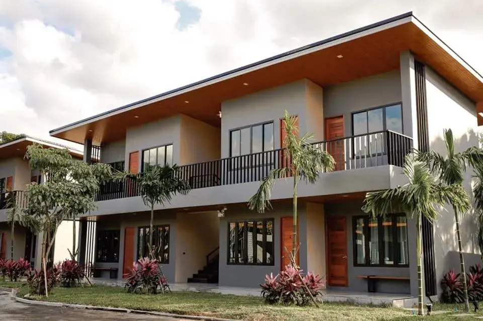 Property building in BaanKampu Resort Property building in BaanKampu Resort