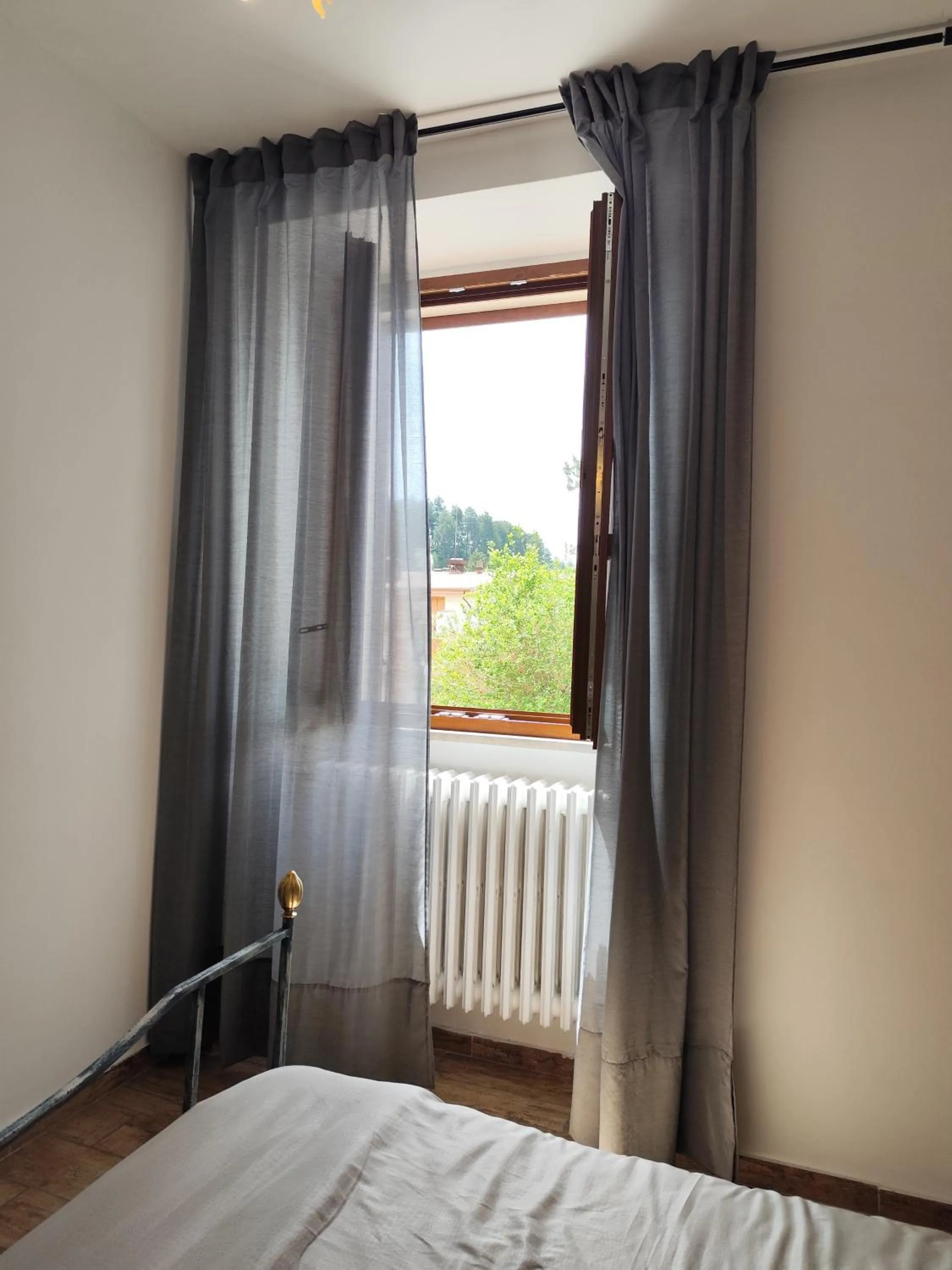 Bedroom, Bed in Forese House