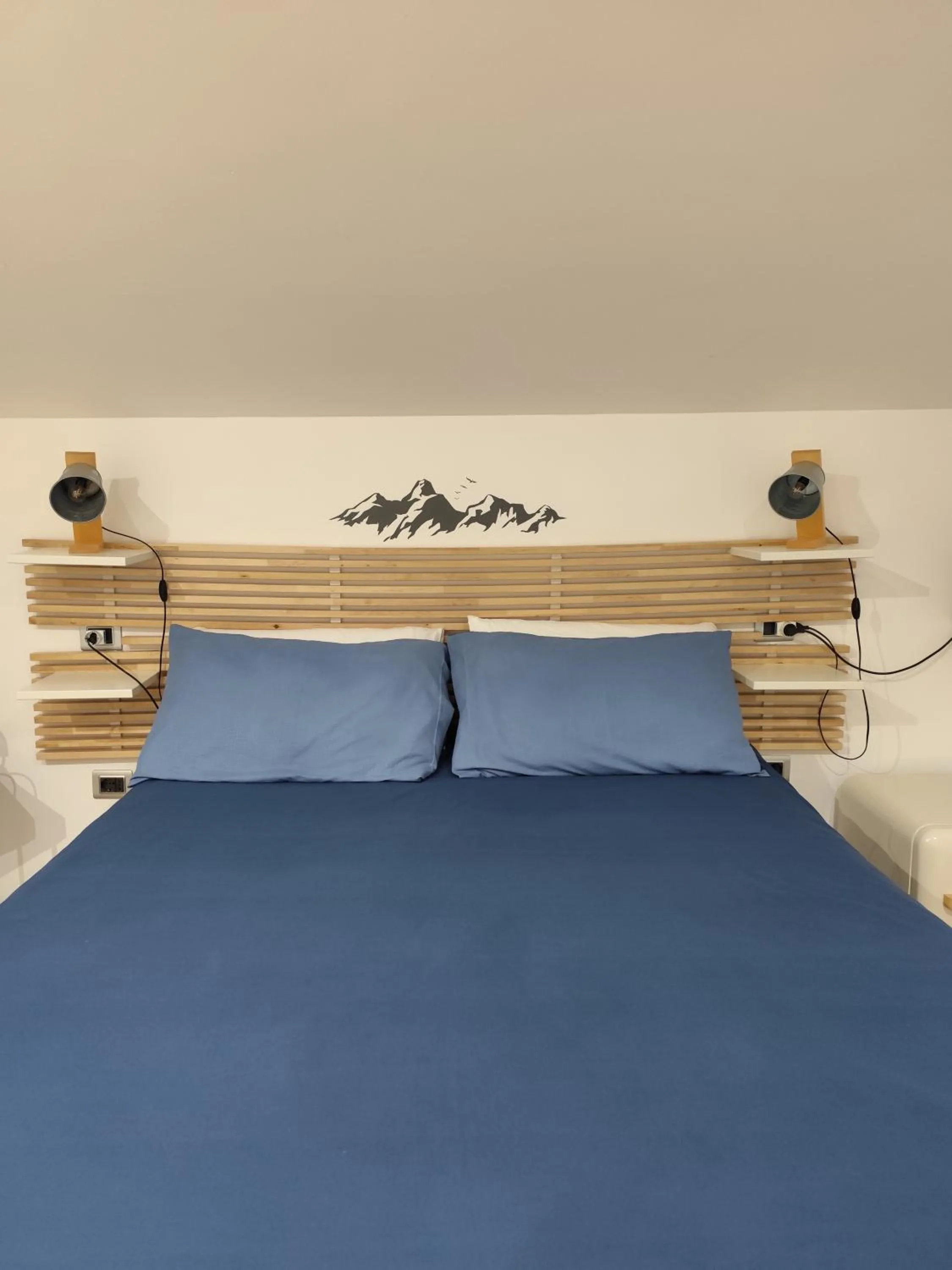 Bedroom, Bed in Forese House