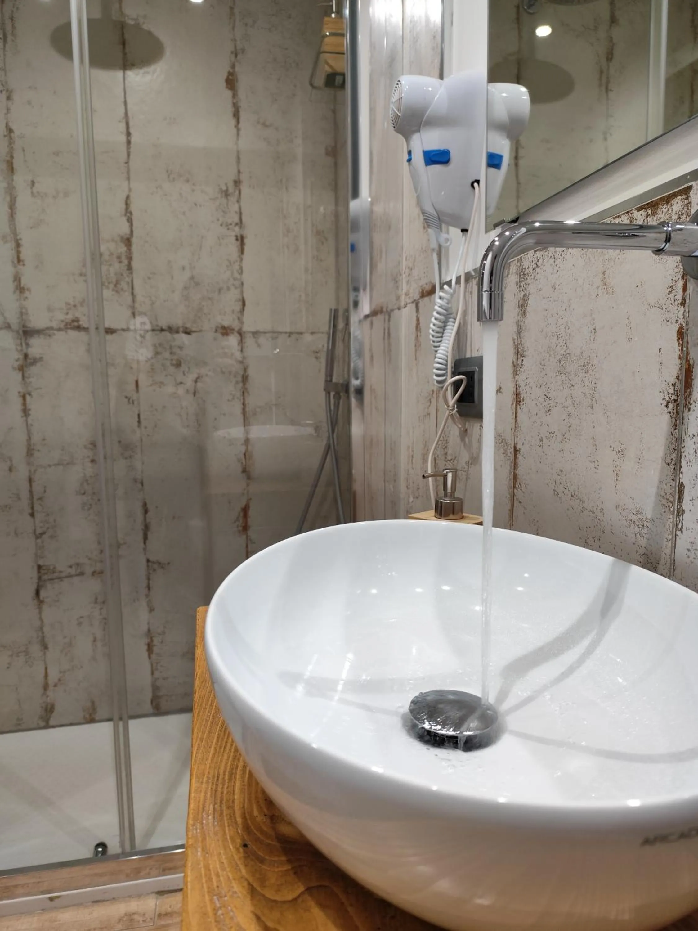 Bathroom in Forese House