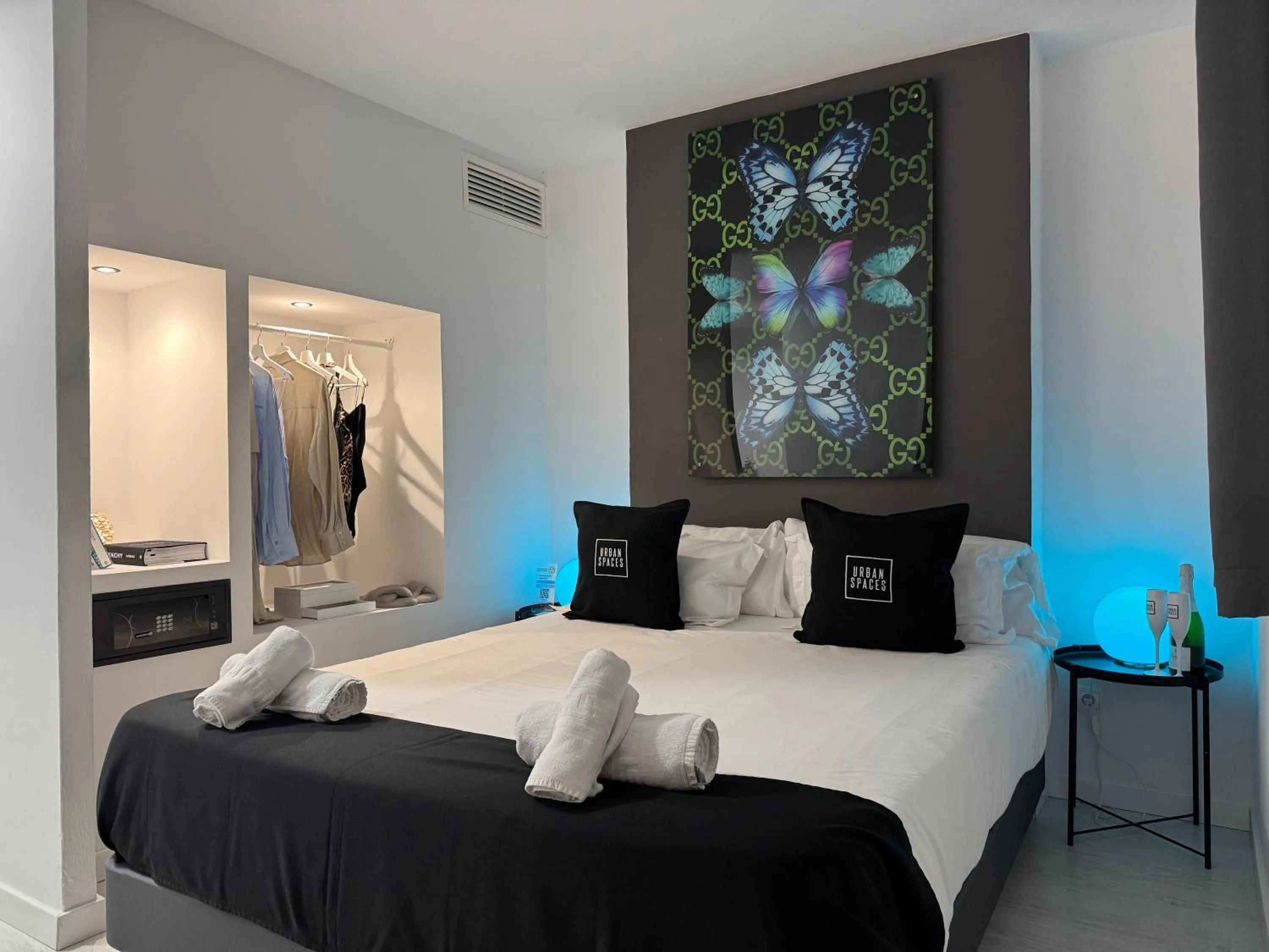 Bed in Urban Spaces Ibiza