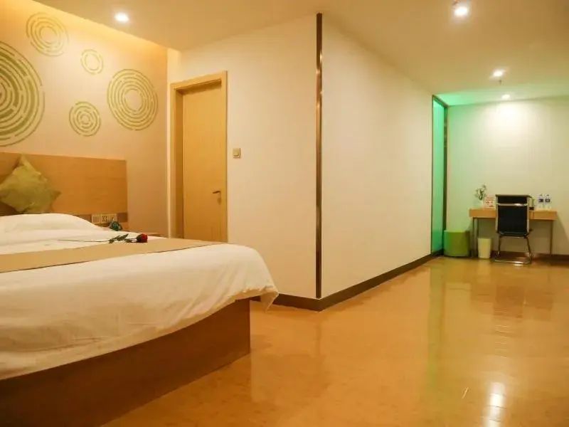 Bed in GreenTree Inn Nanjing Pukou District Qiaolin Express Hotel Bed in GreenTree Inn Nanjing Pukou District Qiaolin Express Hotel