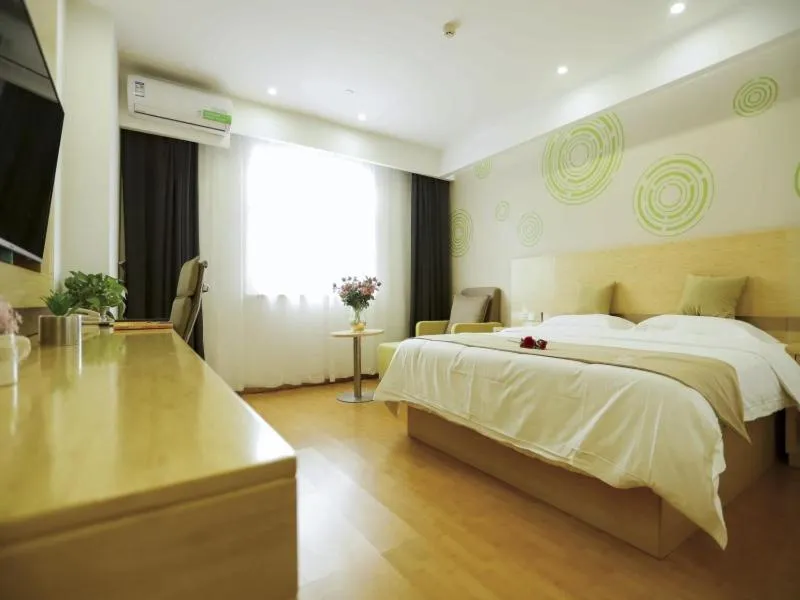 Bed in GreenTree Inn Xuzhou Economic Development Zone Da Miaozhen Business Hotel