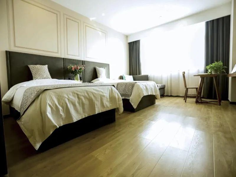 Bed in GreenTree Inn Xuzhou Economic Development Zone Da Miaozhen Business Hotel