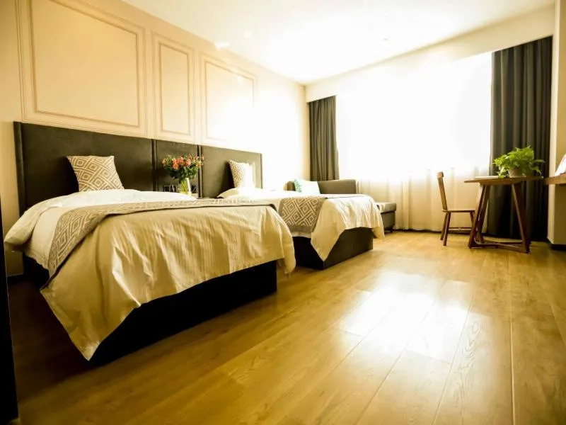 Bed in GreenTree Inn Xuzhou Economic Development Zone Da Miaozhen Business Hotel