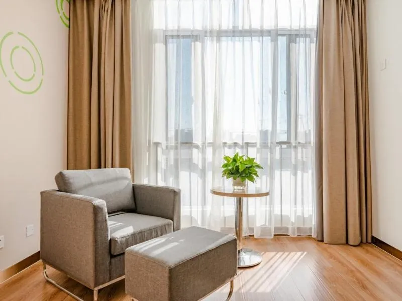 GreenTree Inn Taian High-speed Railway Station Lingshan Avenue Business Hotel