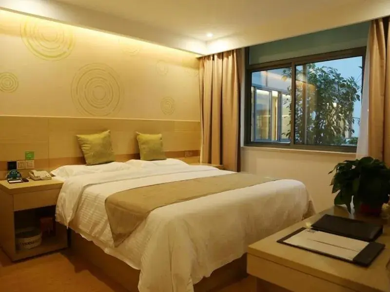 Bed in GreenTree Inn Wuxi Jiangyin City Ligang Town Chenshu Road Express Hotel Bed in GreenTree Inn Wuxi Jiangyin City Ligang Town Chenshu Road Express Hotel