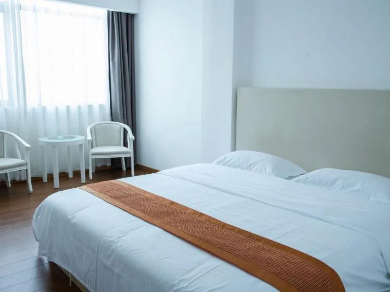 GreenTree Alliance Guangzhou Huadu District Tuanjie Village Airport Hotel