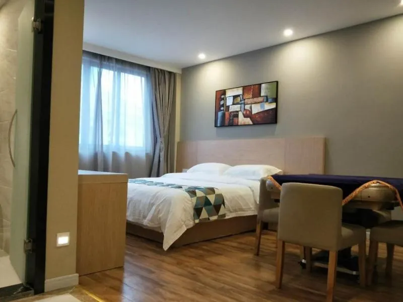 Shell Shanghai New International Expo Center Fanghua Road Metro Station Hotel