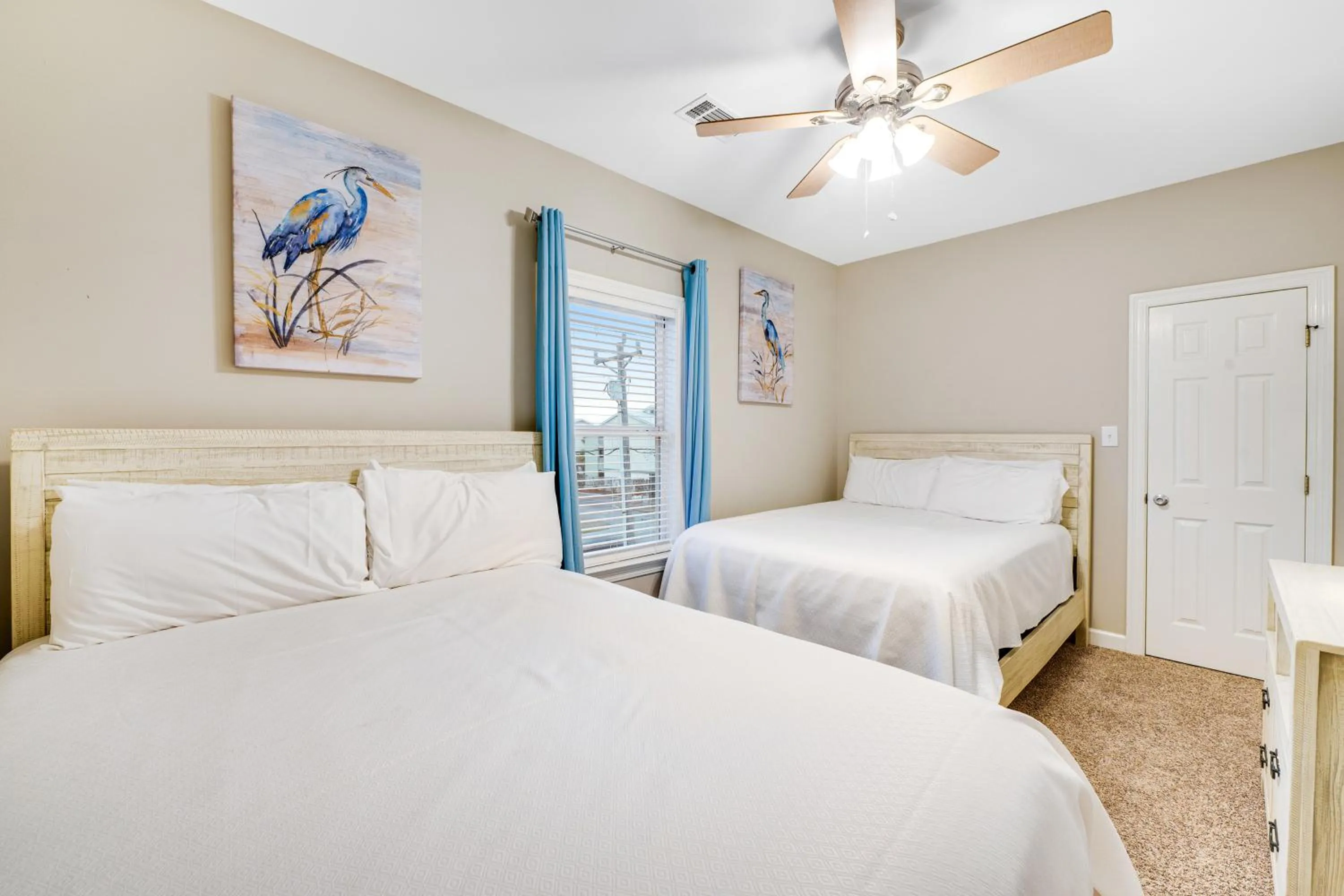 Bed in Wave Dancer by Meyer Vacation Rentals