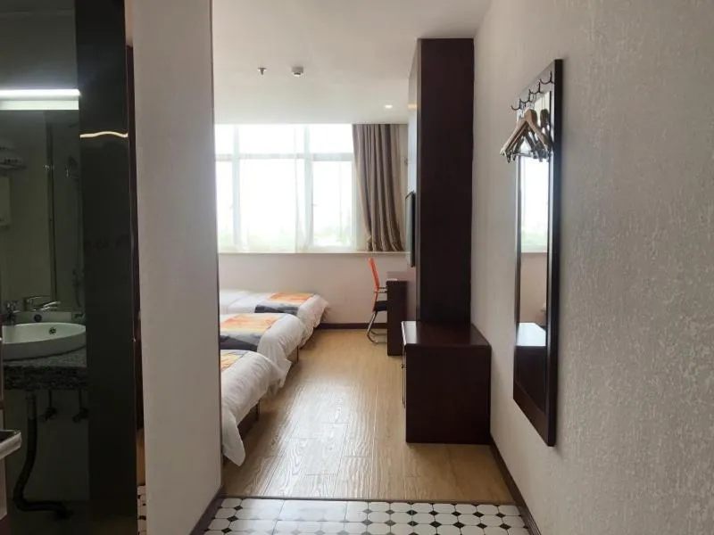 Shell Shanghai Jinshan Zhanyan Songjin Highway Hotel