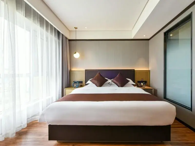 Bed in GYA Langfang Art Avenue International Airport Hotel Bed in GYA Langfang Art Avenue International Airport Hotel