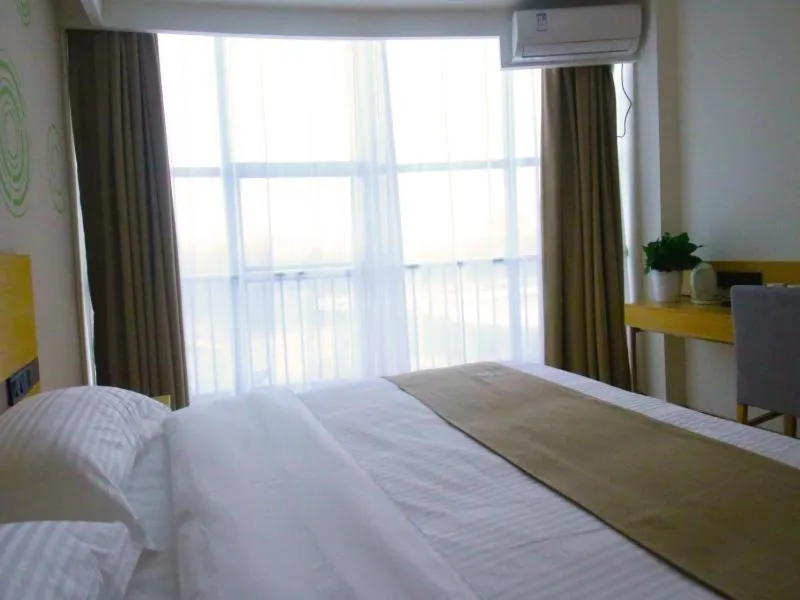 Bed in GreenTree Inn Texas Linyi County Jibei Bus Terminal Express Hotel