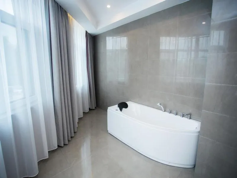 VX Heze Dingtao District Taoyi Road Hotel