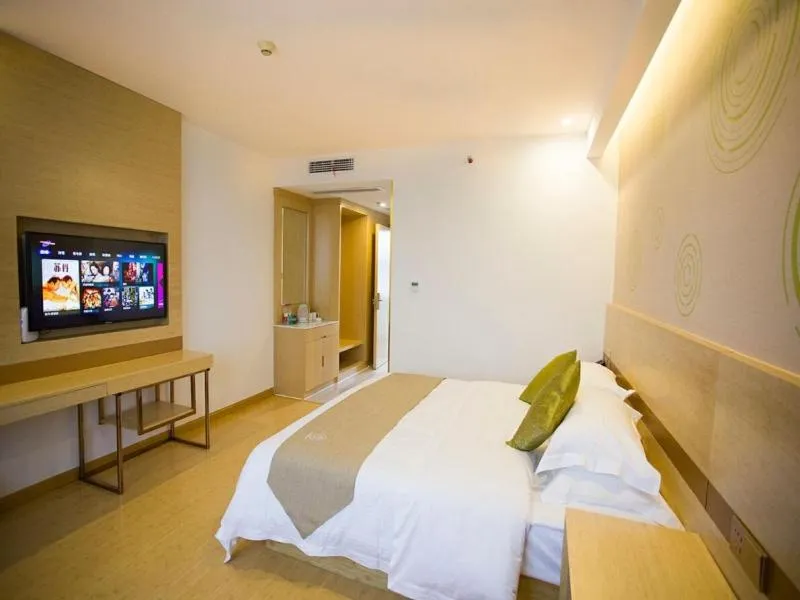 Bed in GreenTree Inn Suzhou Caohu Industrial Park Express Hotel