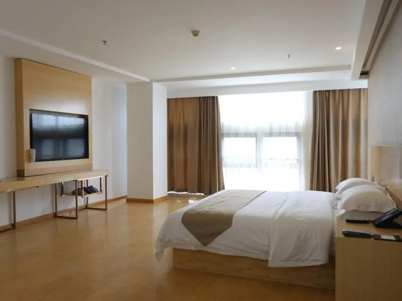 Bed in GreenTree Inn Suzhou Caohu Industrial Park Express Hotel