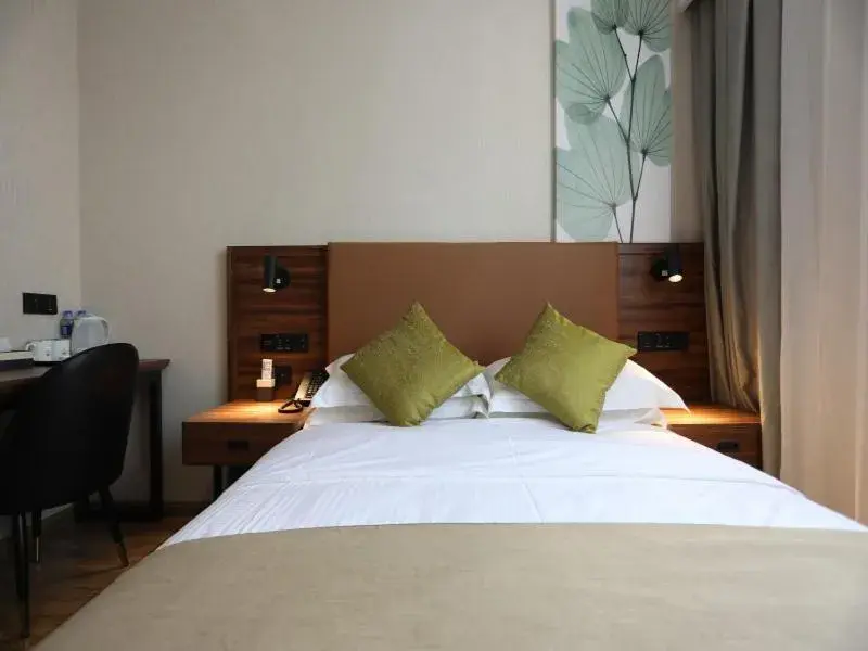 Bed in GreenTree Inn Suzhou Caohu Industrial Park Express Hotel Bed in GreenTree Inn Suzhou Caohu Industrial Park Express Hotel