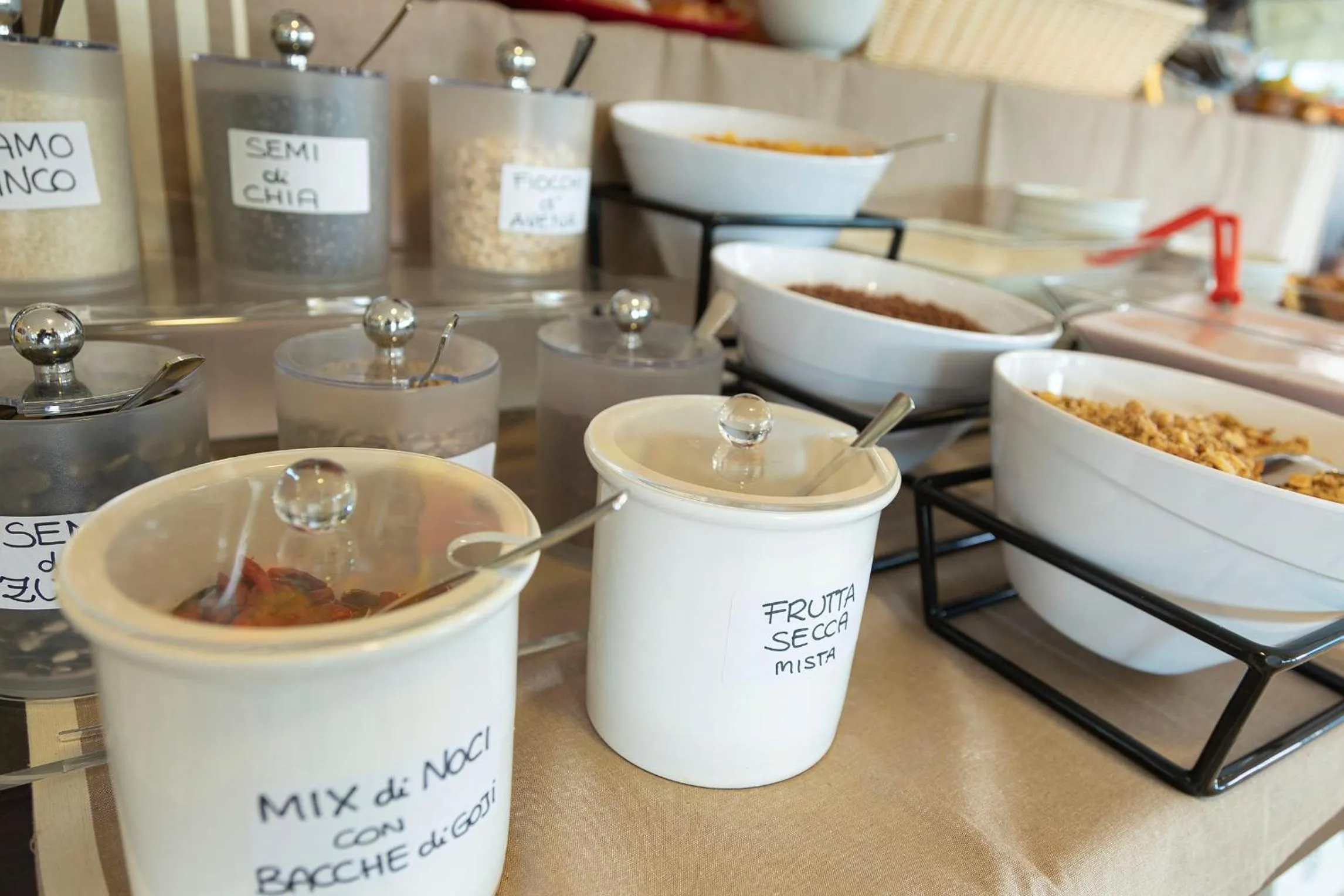 Food in G House Rimini Spiaggia