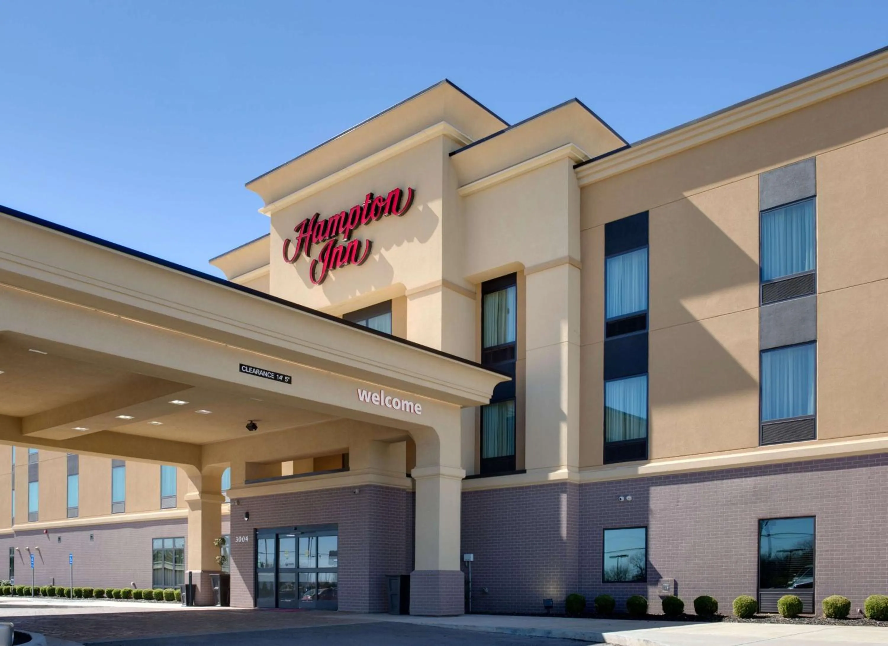 Property building in Hampton Inn Chickasha
