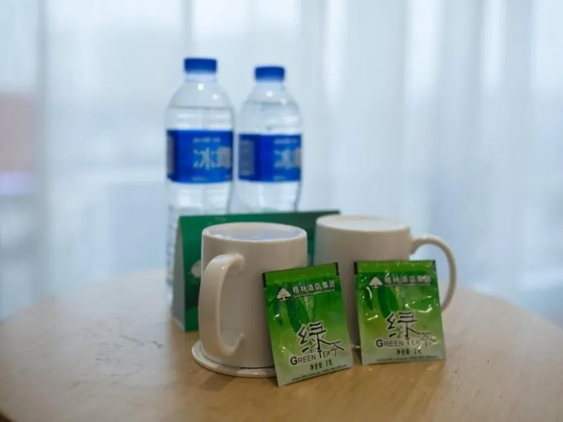 GreenTree Inn Fuyang Yingquan District Lanshan Road Linyi Mall Express Hotel