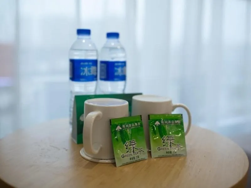 GreenTree Inn Fuyang Yingquan District Lanshan Road Linyi Mall Express Hotel