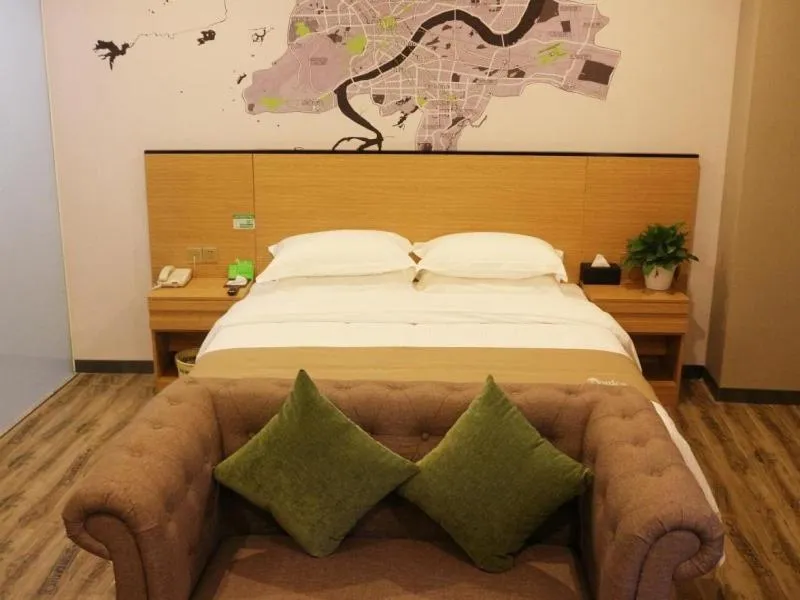 Vatica Hangzhou Xiasha Media College Hotel