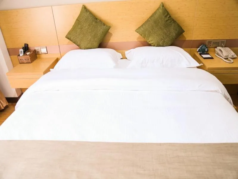 Bed in GreenTree Inn Nanjing Zhongshan Mausoleum Scenic Area Zhongling Street Subway Station Express Hotel