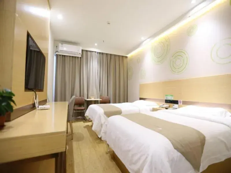 Bed in GreenTree Inn Dezhou Bus Station Train Station Express Hotel Bed in GreenTree Inn Dezhou Bus Station Train Station Express Hotel