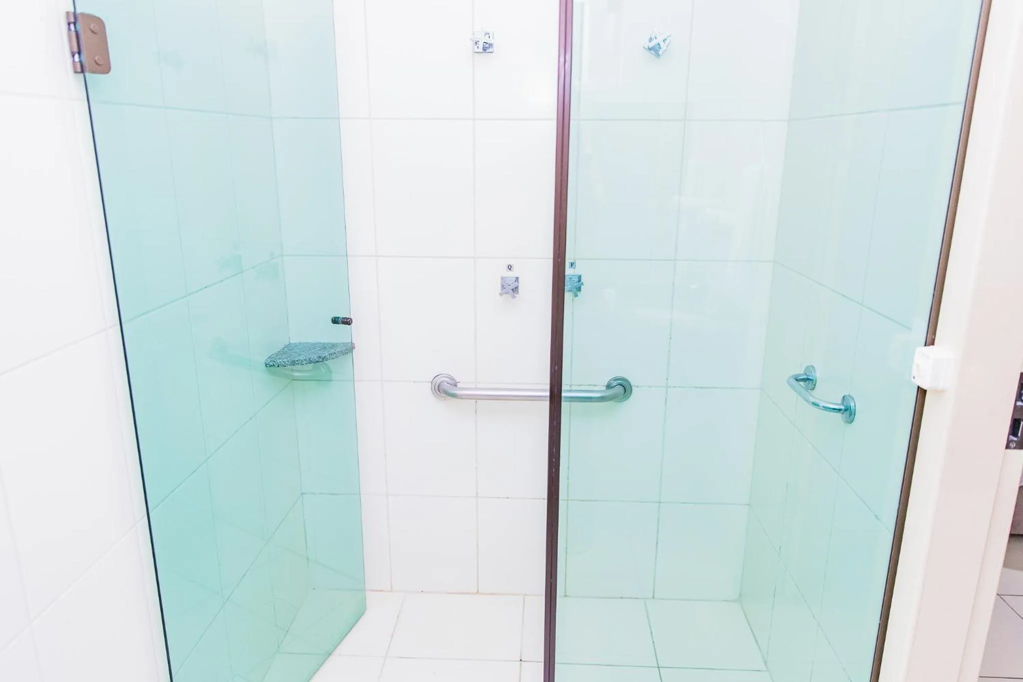 Bathroom in Amazônia Palace Hotel