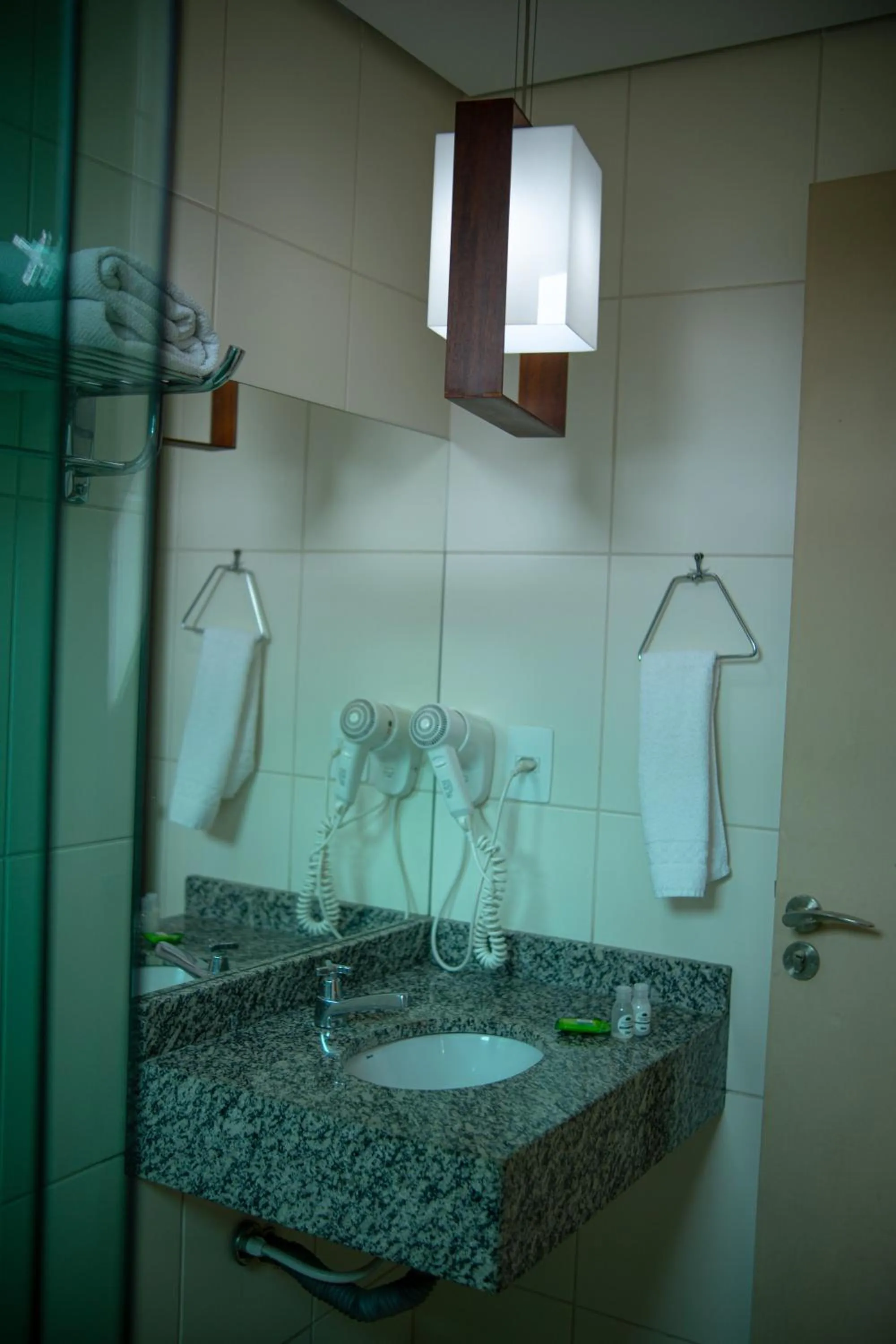 Bathroom in Amazônia Palace Hotel