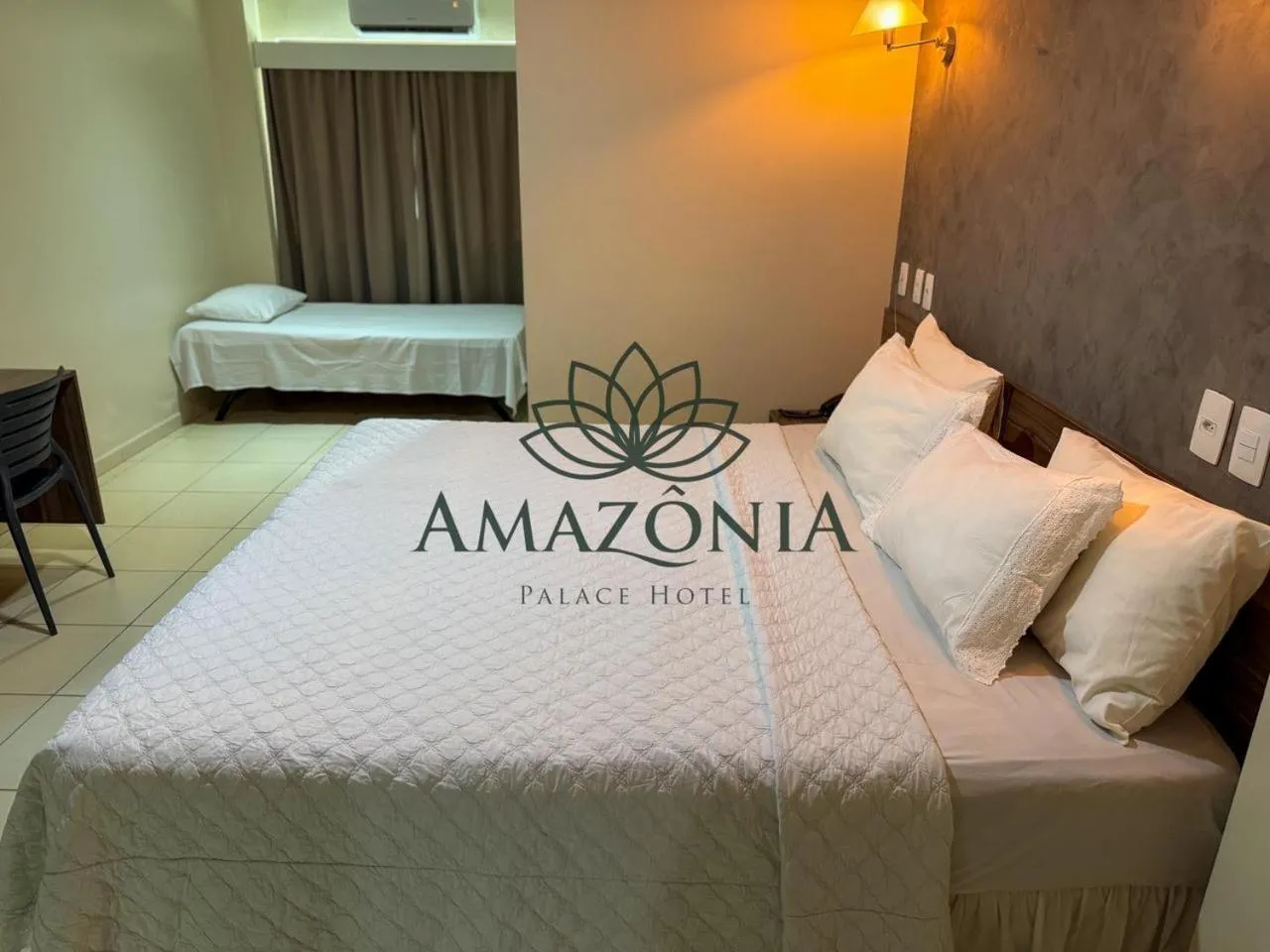 View (from property/room), Bed in Amazônia Palace Hotel