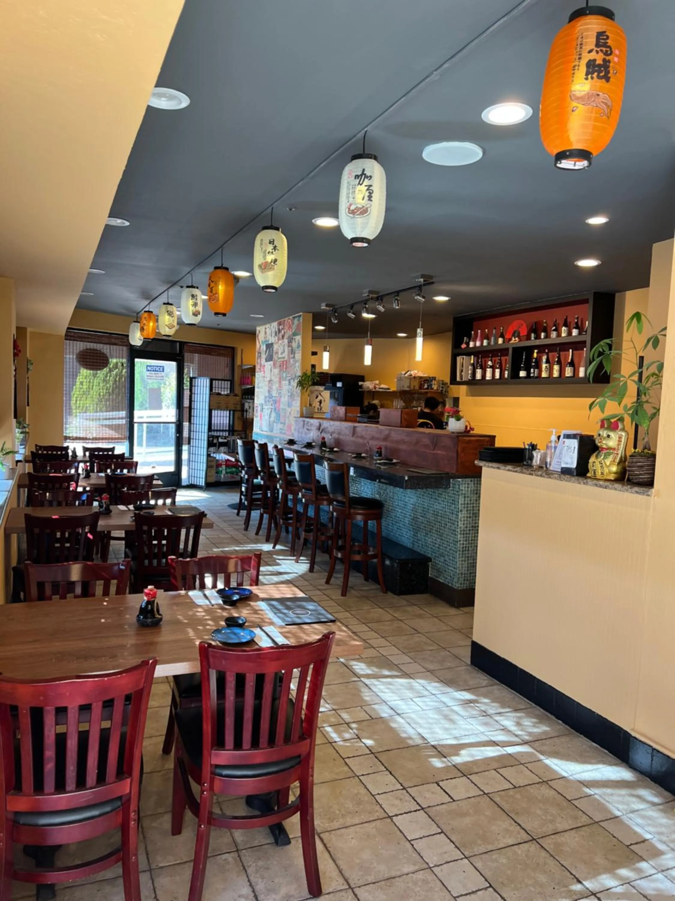 Restaurant/places to eat in La Quinta by Wyndham San Francisco Airport West Millbrae FREE AIRPORT SHUTTLE