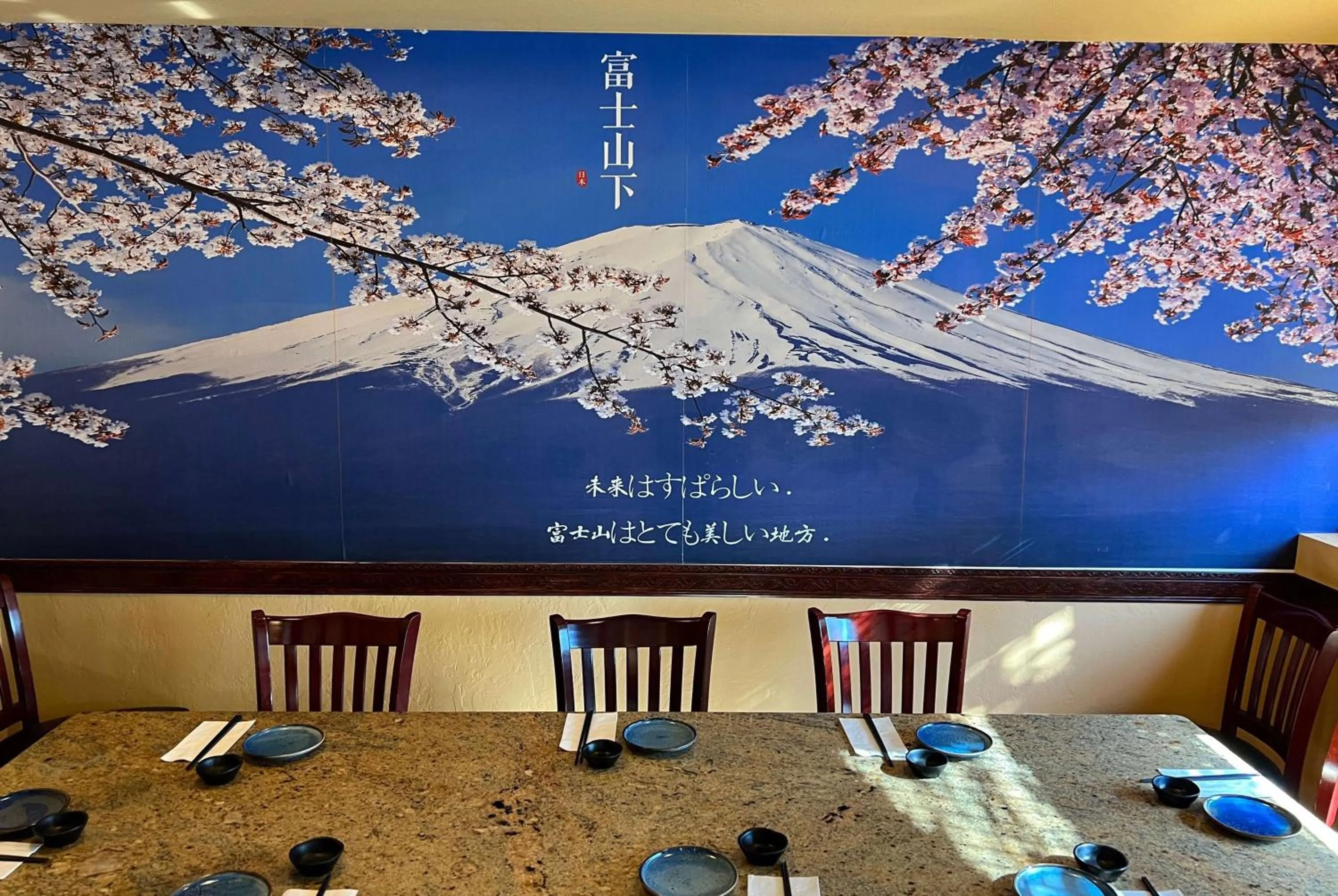 Restaurant/places to eat in La Quinta by Wyndham San Francisco Airport West Millbrae FREE AIRPORT SHUTTLE